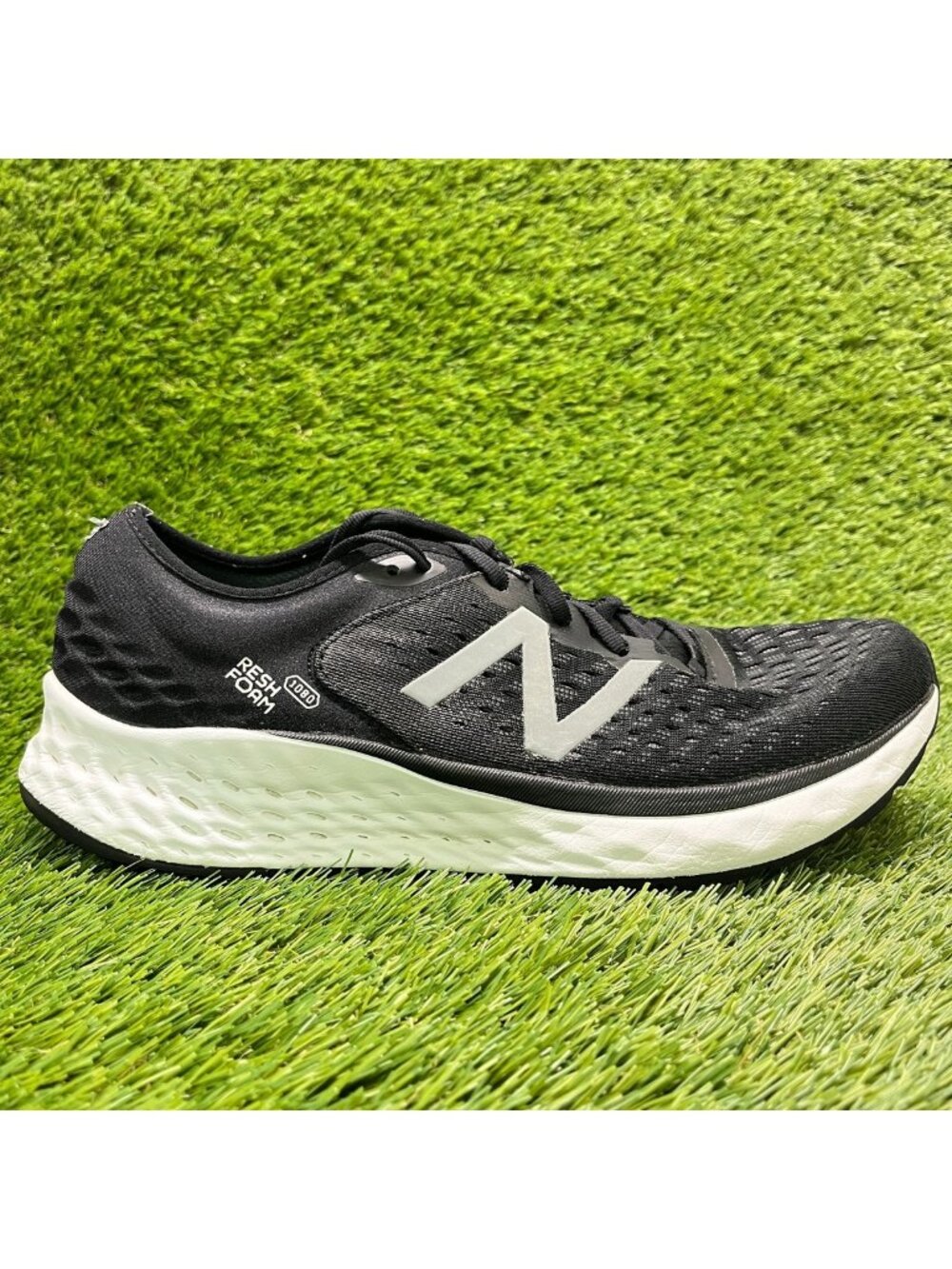 New Balance Fresh Foam 1080 V9 Womens Size 11.5 Black Running Shoes Sneakers
